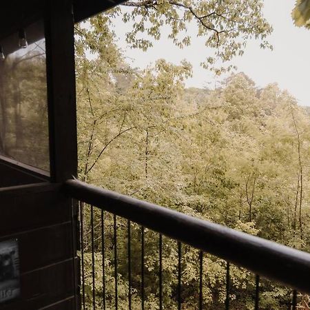 Misty Mountain Sunrise Villa Sevierville Bagian luar foto