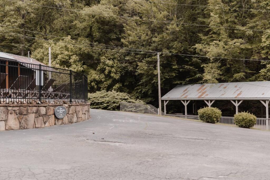 Misty Mountain Sunrise Villa Sevierville Bagian luar foto